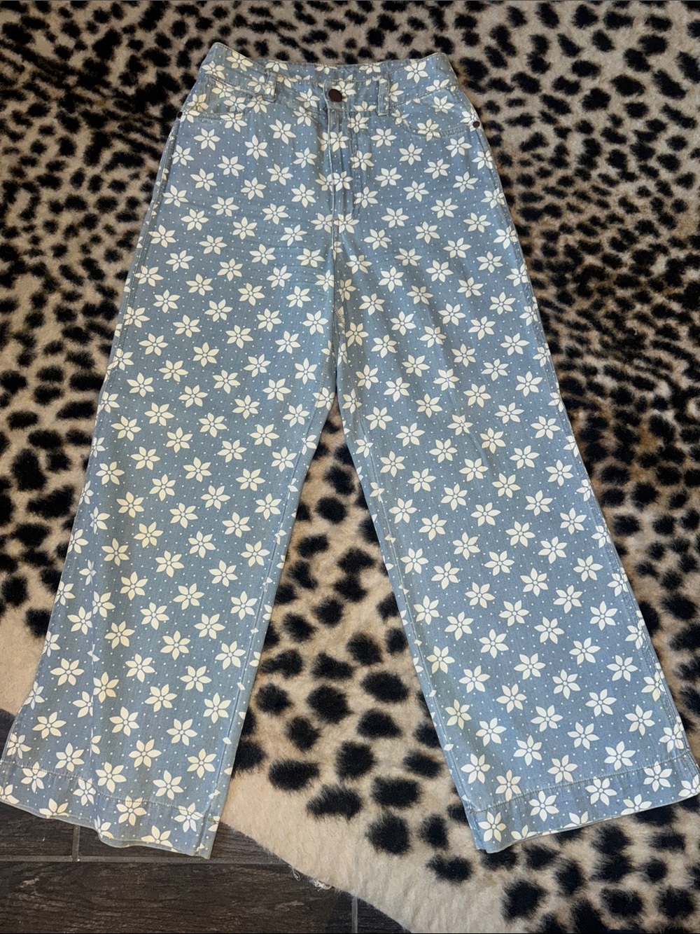 Wrangler & Billabong Light Blue Daisy-Print Wide-Leg Jeans
